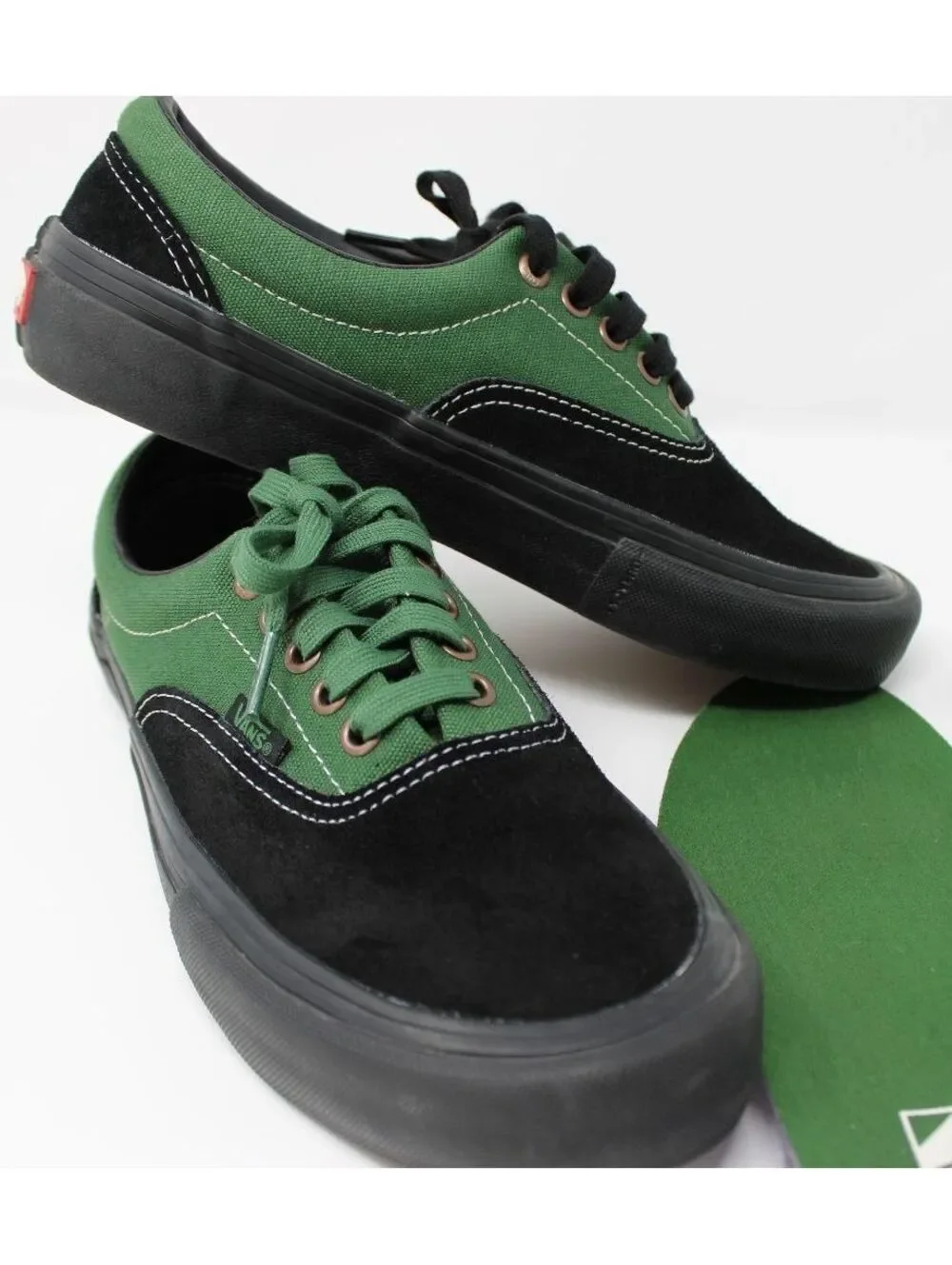 Vans Pro Skateboard Sneakers Men’s 6.5 / Women’s 8 Black Green Two-Tone
